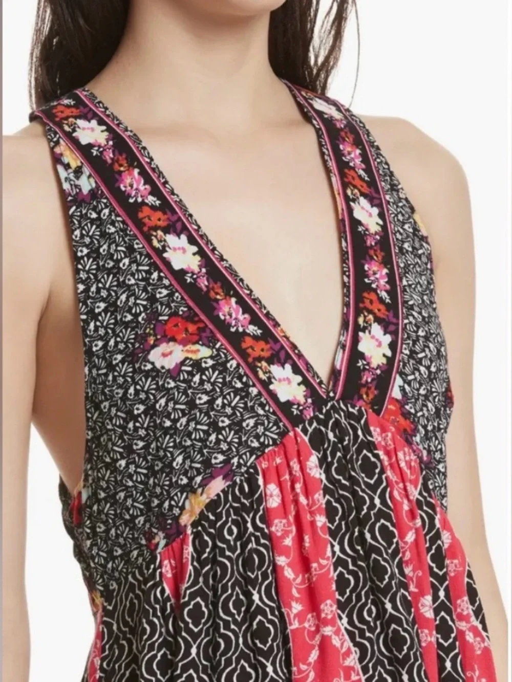 Free People Dream Darlin Deep V Babydoll Razorback V-Neck • Medium